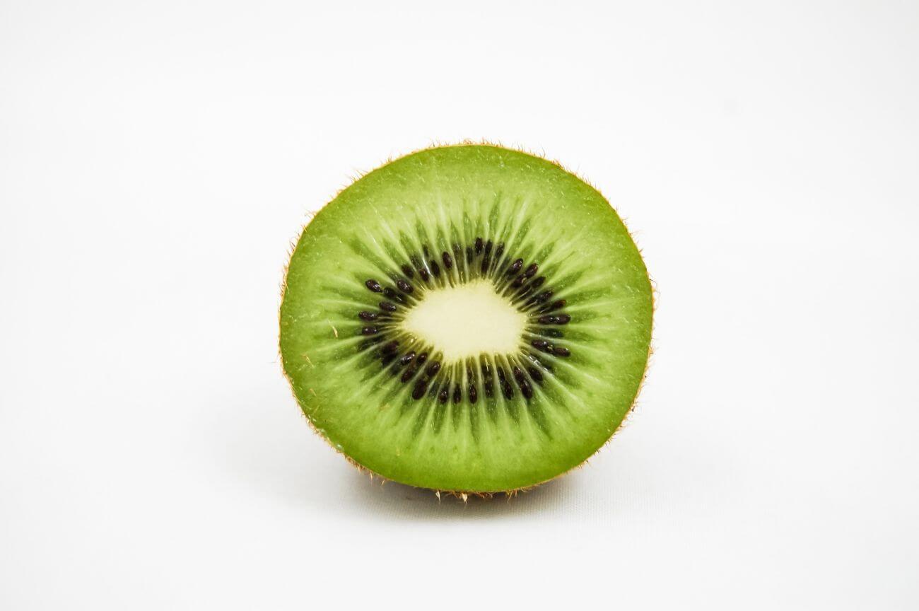 mini kiwi jak jeść